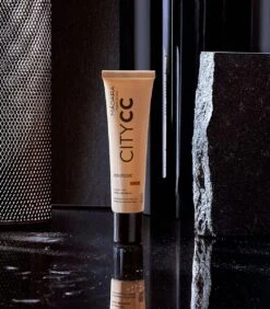 MÁDARA Anti-Pollution CC Cream SPF15 Medium Beige 40ml - Hyaluronzuur -UVA/UVB -Cosmetica Korting Winkel 1050x1200 2