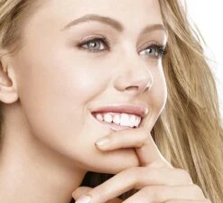 Maybelline Matte Maker -30 Natural Beige - Poeder -Cosmetica Korting Winkel 1200x1086