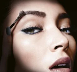 Maybelline Brow Drama Sculpting Wenkbrauw Mascara - Dark Brown -Cosmetica Korting Winkel 1200x1121 5