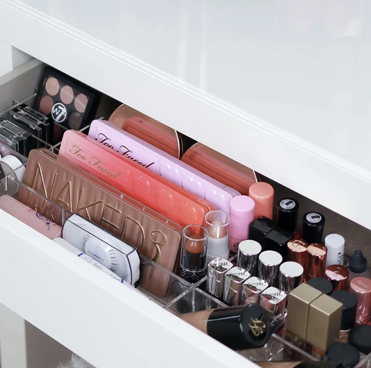 Jumanah® Collections "Sorted" MALM - Toilettafel -Volledige Lade - Make Up Organizer - Ladeverdeler - Lade Organizer - Transparant - Acryl - Kunststof 5 Jumanah® Collections "Sorted" MALM - Toilettafel -Volledige Lade - Make Up Organizer - Ladeverdeler - Lade Organizer - Transparant - Acryl - Kunststof - Afbeelding 3