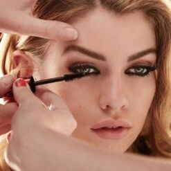 Max Factor 2000 Calorie Curl Addict Mascara - Zwart -Cosmetica Korting Winkel 1200x1198 44