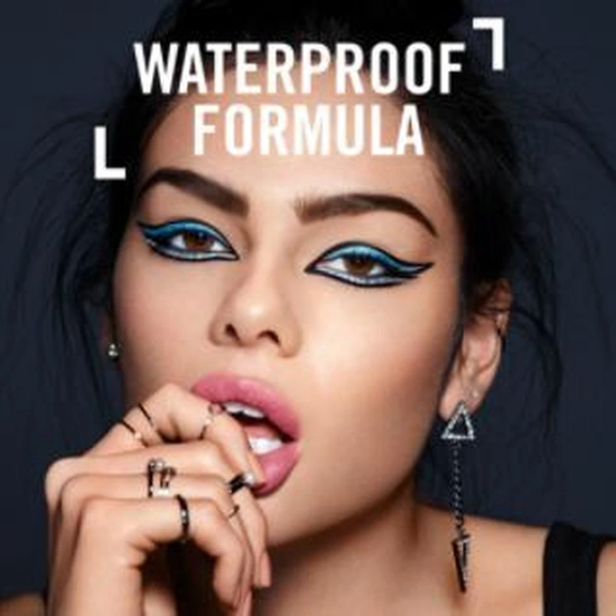 Rimmel London Rimmel Exaggerate Waterproof Eye Definer - 262 Blackest Black 7 Rimmel London Rimmel Exaggerate Waterproof Eye Definer - 262 Blackest Black - Afbeelding 5