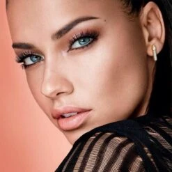 Maybelline Temptation Oogschaduw Palette - 12 Kleuren 11 Maybelline Temptation Oogschaduw Palette - 12 Kleuren -Cosmetica Korting Winkel 1200x1200 1336