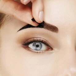 Maybelline Tattoo Brow Peel-Off Wenkbrauwgel - 3 Dark Brown - Bruin -Cosmetica Korting Winkel 1200x1200 1628