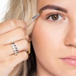 Herome Eye Care Wenkbrauw Poeder Zwart - Compact Brow Powder Nearly Black - Waterproof Verrijkt Met Panthenol - Volumineuze Wenkbrauwen In Een Handomdraai -Cosmetica Korting Winkel 1200x1200 1658