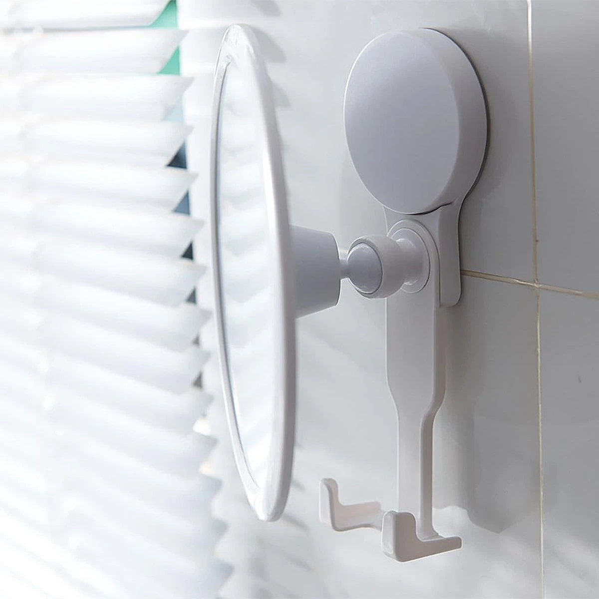 Merkloos Douche Spiegel Met Scheermeshouder - Badkamer - Douche - Scheren - Make Up - Scheerspiegel - Rond 3 Merkloos Douche Spiegel Met Scheermeshouder - Badkamer - Douche - Scheren - Make Up - Scheerspiegel - Rond