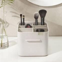 Joseph Joseph Cosmetica Opbergdoos Medium - Medium - Sorteervakken & Uitschuifbaar 22 Joseph Joseph Cosmetica Opbergdoos Medium - Medium - Sorteervakken & Uitschuifbaar -Cosmetica Korting Winkel 1200x1200 2172