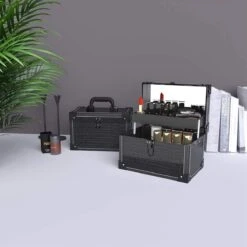 Make Up Koffer- Make Up Organizer- Beautycase -zwart -Make-upkoffer- Multifunctionele Koffer- Make-upkoffer- Sieradenkoffer- Kapperskoffer- Afneembare Schouderriem- Klassieke Zwarte Beautycase -Cosmetica Korting Winkel 1200x1200 2339