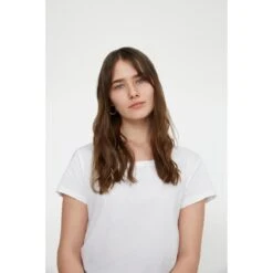 Rimmel London Lasting Finish Foundation - 100 Ivory 23 Rimmel London Lasting Finish Foundation - 100 Ivory -Cosmetica Korting Winkel 1200x1200 5