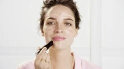 Bourjois Foundcealer Foundation - 415 Sable -Cosmetica Korting Winkel 1200x675 1