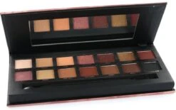 W7 Romanced Neutrals In Love - Oogschaduw Palette - 14 Kleuren -Cosmetica Korting Winkel 1200x754 2