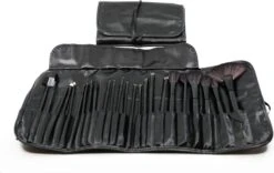 De Ultieme Make-up Ervaring: Cosmetische Spiegel Met 16 LED's En Set Van 24 Professionele Make-up Kwasten - Perfect Voor Een Vlekkeloze En Verlichte Look! Spiegel - Kwasten - Make-up Kwasten - Make-up Spiegel - Verlichting - LED - -Cosmetica Korting Winkel 1200x757 7