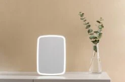 Jordan & Judy Make-upspiegel Met Verlichting - Oplaadbaar - Led Spiegel Make Up Met Touch Switch - Staand Spiegel -Cosmetica Korting Winkel 1200x788 4