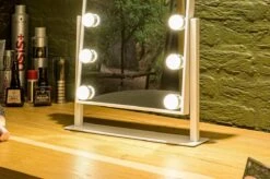 United Entertainment - Hollywood Spiegel Met 12 LEDs - 36x47,5 Cm - Wit -Cosmetica Korting Winkel 1200x799 19