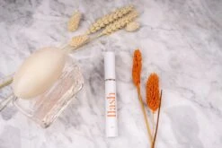 Célie Beauty FLASH - Wimperserum - Binnen 1 Week Zichtbaar Resultaat - 100% Vegan - Wimpergroei - Wimperverzorging - Volle Wimpers - Dikke Wimpers - 3ml - Hydraterend -Cosmetica Korting Winkel 1200x800 20