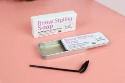 Your Beauty Tree ® Brow Styling Soap - Browsoap - Wenkbrauwzeep - Brow Lamination - Wenkbrauw Zeep 10 Your Beauty Tree ® Brow Styling Soap - Browsoap - Wenkbrauwzeep - Brow Lamination - Wenkbrauw Zeep -Cosmetica Korting Winkel 1200x800 41