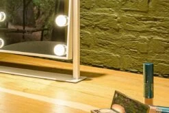 United Entertainment - Hollywood Spiegel Met 12 LEDs - 36x47,5 Cm - Wit -Cosmetica Korting Winkel 1200x800 60