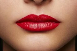 L'Oréal Paris Color Riche Matte Lippenstift - 347 Haute Rouge -Cosmetica Korting Winkel 1200x800 8