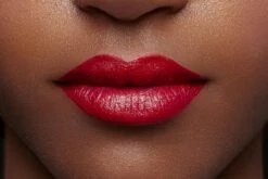 L'Oréal Paris Color Riche Matte Lippenstift - 347 Haute Rouge -Cosmetica Korting Winkel 1200x800 9