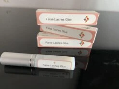 Lashlift Lijm - Lash Lift Lijm - Lash Lift Glue- 7ML - Extra Sterk - Wit 7 Lashlift Lijm - Lash Lift Lijm - Lash Lift Glue- 7ML - Extra Sterk - Wit -Cosmetica Korting Winkel 1200x899 5