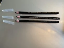 3 Stuks - Voortekenpotlood – PMU – Watervast Wenkbrauw Potlood – Permanente Make-up – PMU Potlood Zwart – Stripbaar Zwart Voortekenpotlood 8 3 Stuks - Voortekenpotlood – PMU – Watervast Wenkbrauw Potlood – Permanente Make-up – PMU Potlood Zwart – Stripbaar Zwart Voortekenpotlood -Cosmetica Korting Winkel 1200x899 7