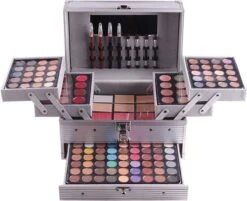 Professionele Make-up Koffer 132 Delig - Make Up Koffer Met Inhoud - Make Up Koffer Meisjes - Make Up Koffer Kinderen 9 Professionele Make-up Koffer 132 Delig - Make Up Koffer Met Inhoud - Make Up Koffer Meisjes - Make Up Koffer Kinderen -Cosmetica Korting Winkel 1200x976 5