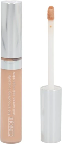 Clinique Concealer Line Smoothing 02 Light 8 Gr -Cosmetica Korting Winkel 519x1200 1