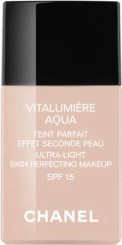 Chanel Vitalumiere Aqua Foundation - 30 Beige - SPF15 - 30 Ml -Cosmetica Korting Winkel 600x1200