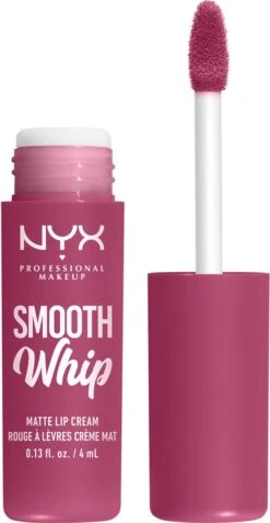 NYX Professional Makeup - Smooth Whip Matte Lip Cream Onesie Funsie - Vloeibare Lippenstift - 4ML 16 NYX Professional Makeup - Smooth Whip Matte Lip Cream Onesie Funsie - Vloeibare Lippenstift - 4ML -Cosmetica Korting Winkel 621x1200 1