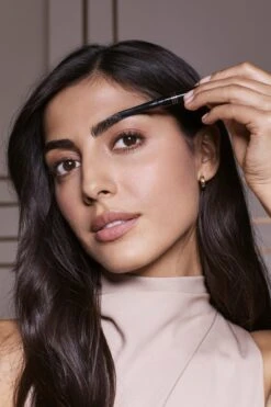 Max Factor Real Brow Fill & Shape Wenkbrauwpotlood - 02 Soft Brown -Cosmetica Korting Winkel 799x1200 9