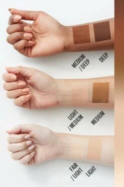 Maybelline Instant Age Rewind Perfector 4-in-1 Concealer - Light Medium - 30 Ml -Cosmetica Korting Winkel 800x1200 6