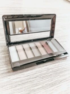 Rimmel London Rimmel Magnif'Eyes Eye Oogschaduw Palette - 003 Grunge Glamour -Cosmetica Korting Winkel 900x1200 26