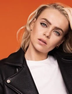 Rimmel London ScandalEyes Reloaded Mascara - Black -Cosmetica Korting Winkel 914x1200 1