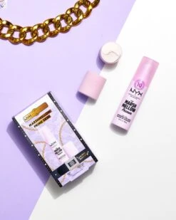 NYX Professional Makeup - Holidays 2022 Mrs Claus - Marshmellow Primer Giftset - Primer & Sponsje -Cosmetica Korting Winkel 959x1200