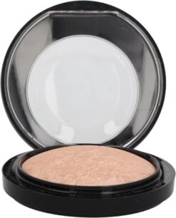 MAC Cosmetics Mineralize Skinfinish Highlighter Poeder - Soft & Gentle 14 MAC Cosmetics Mineralize Skinfinish Highlighter Poeder - Soft & Gentle -Cosmetica Korting Winkel 968x1200 1
